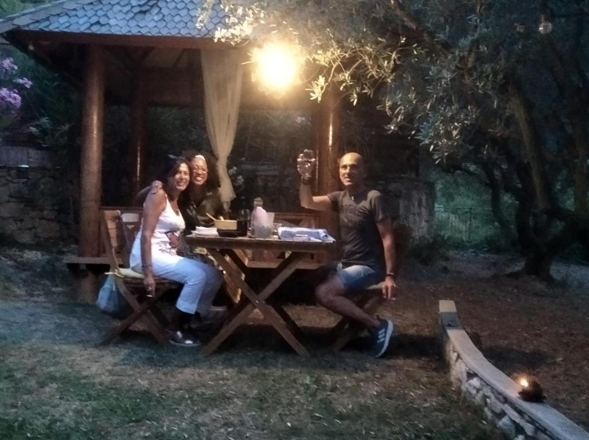 Отель Le Frangipanier Le Barroux Экстерьер фото